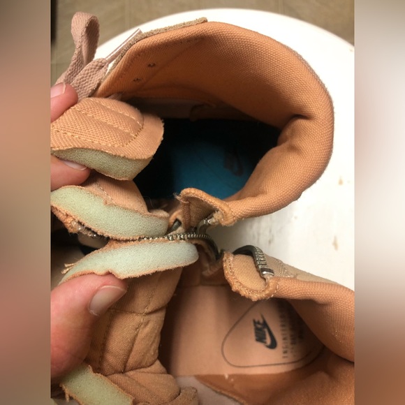 Nike Sneakers - Picture 5 of 7